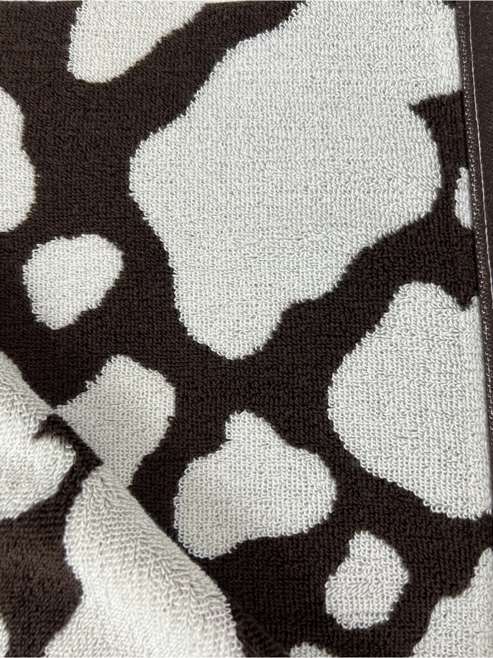Truly Lou Bath Towel Set Cow Print Brown & Cream Soft Cotton Velour 2 Pc NEW